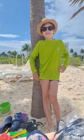 REMERA ORIGAMI NIÑO UPF 50 MANGA LARGA VERDE MANZANA