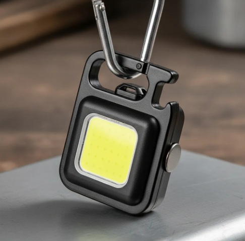 LINTERNA WATERDOG CON GANCHO 200 LUMENS RECARGABLE