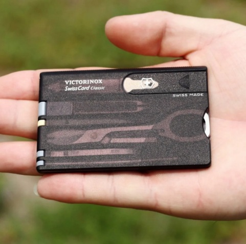 TARJETA VICTORINOX NEGRA