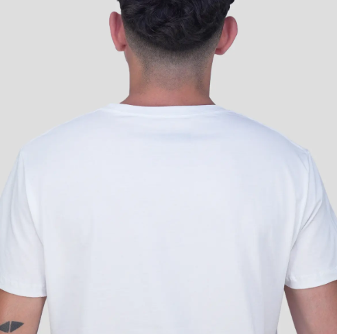 REMERA EDDIE BAUER HOMBRE BEAR LOGO BLANCO