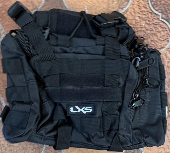 RIÑONERA MARCA LEXUS TACTICA NEGRO